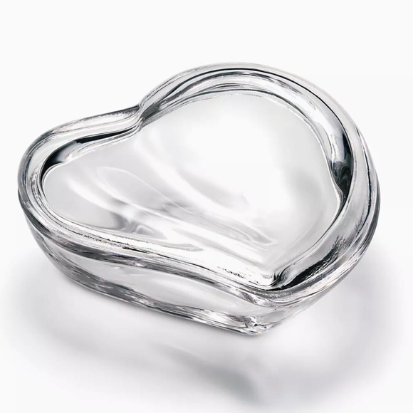 Tiffany & Co. Elsa Peretti Heart Box - Picture 3 of 3